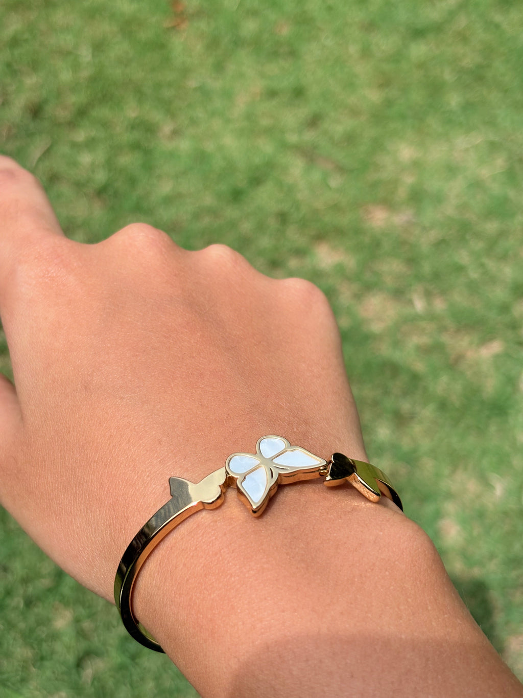 Butterfly Hard Bracelet | Anti Tarnish