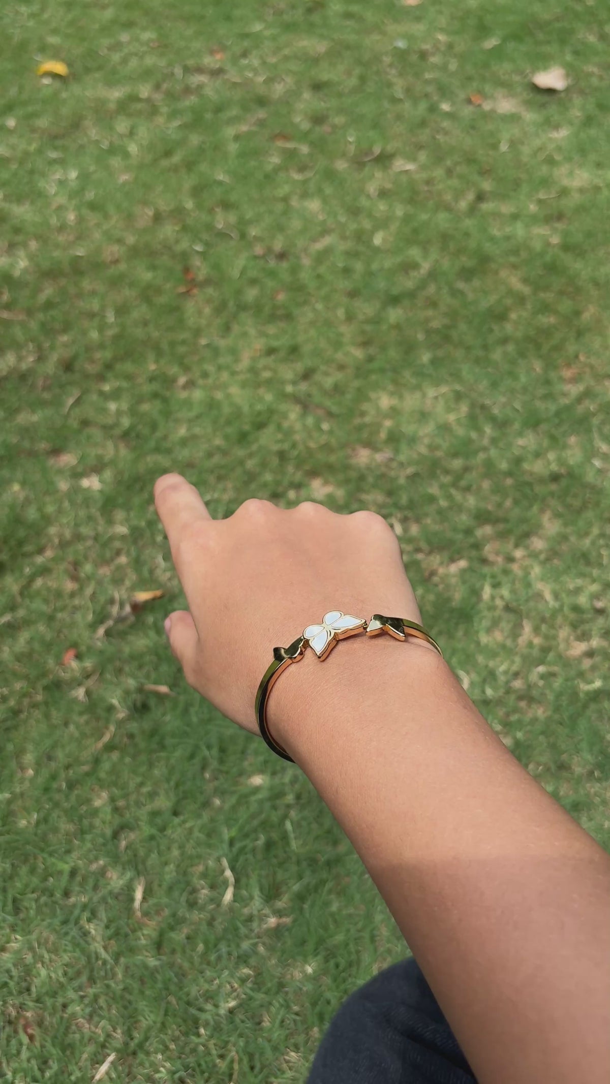 Butterfly Hard Bracelet | Anti Tarnish